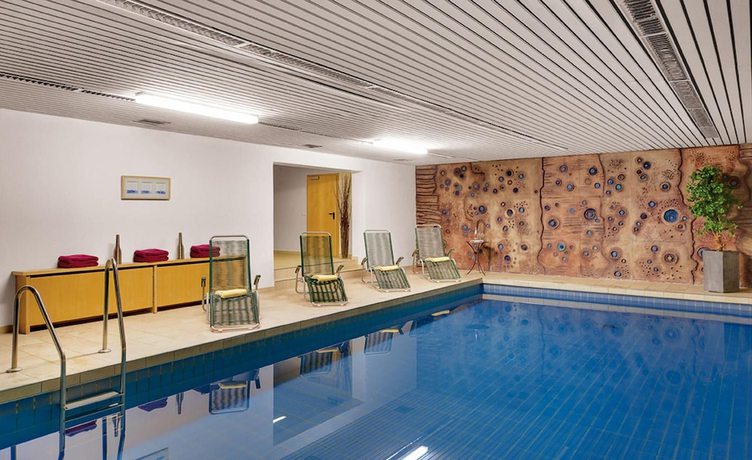 Imagen de la piscina del Hotel Gersfelder Hof. Foto 18