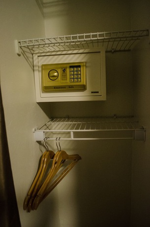 Imagen de la habitación del Hotel Gess. Foto 9