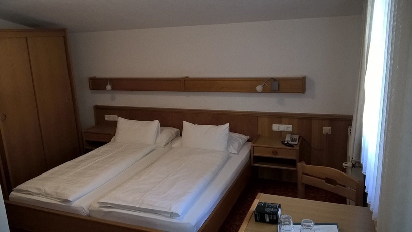 Imagen de la habitación del Hotel Gesser Sillian. Foto 17