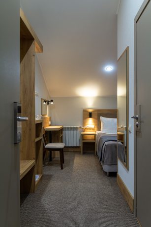 Imagen de la habitación del Hotel Gesten. Foto 14