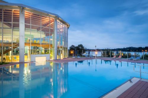 Imagen general del Hotel Gesundheitshotel Wei&szlig;enstadt am See. Foto 3