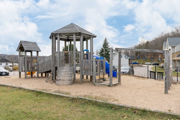 Imagen de los exteriores del Hotel GetAways At Haliburton Heights. Foto 18