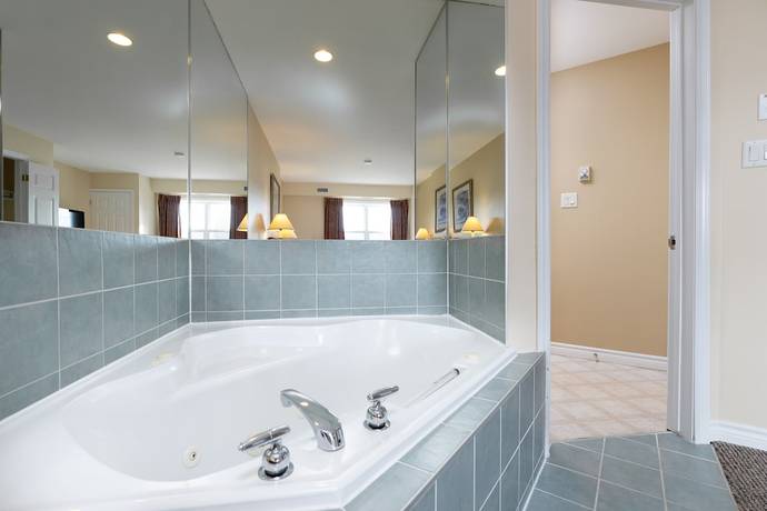 Imagen de la habitación del Hotel GetAways At Haliburton Heights. Foto 16