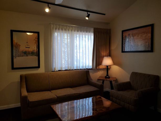 Imagen de la habitación del Hotel Getaways at Snow Lake Lodge. Foto 6