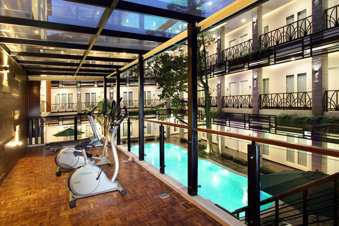 Imagen de la piscina del Hotel Gets. Foto 10