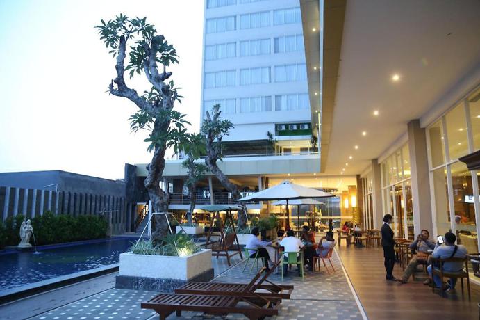 Imagen del bar/restaurante del Hotel Gets Semarang. Foto 3