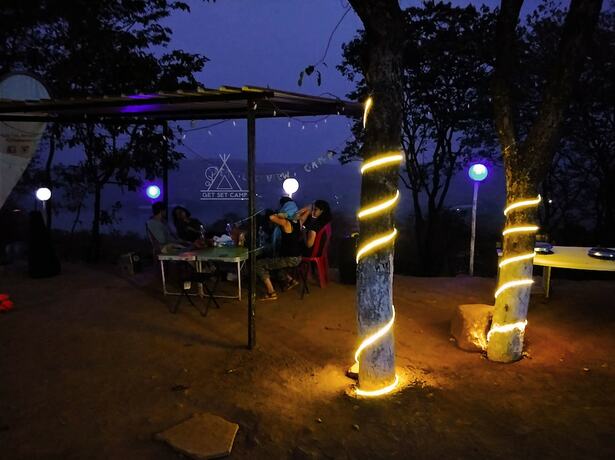 Imagen general del Hotel Getsetcamp Secret Lakeview Camp Lonavala. Foto 15