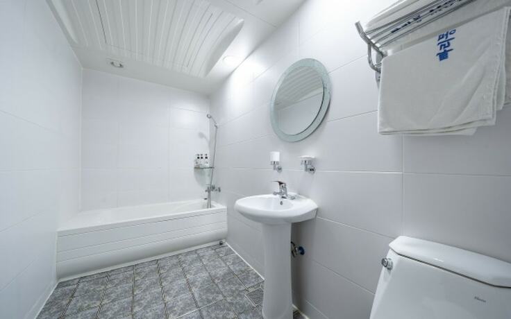 Imagen general del Hotel Geumjeong Bbarimong. Foto 4