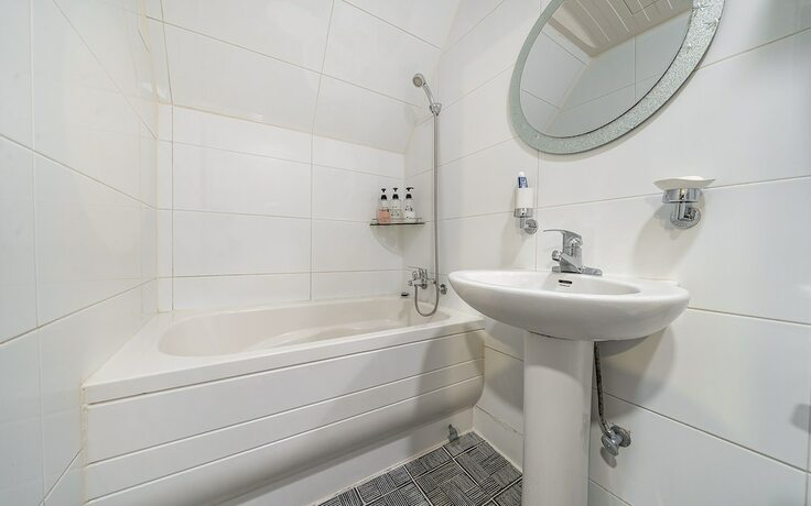 Imagen general del Hotel Geumjeong Bbarimong. Foto 14