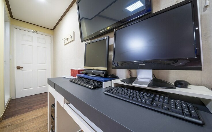 Imagen de la habitación del Hotel Geumjeong Cube. Foto 18