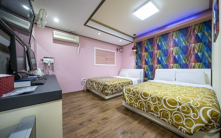 Imagen de la habitación del Hotel Geumjeong Cube. Foto 32