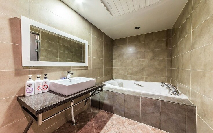 Imagen general del Hotel Geumjeong Regency. Foto 17