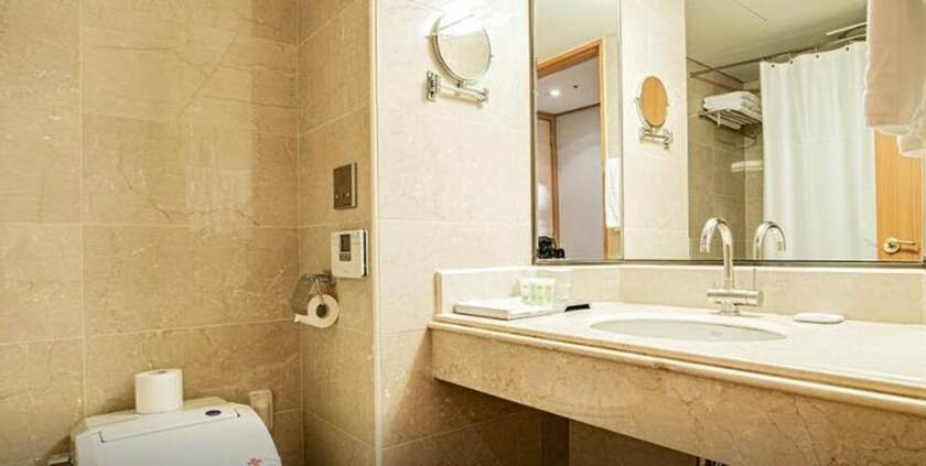 Imagen de la habitación del Hotel Geumosan. Foto 21