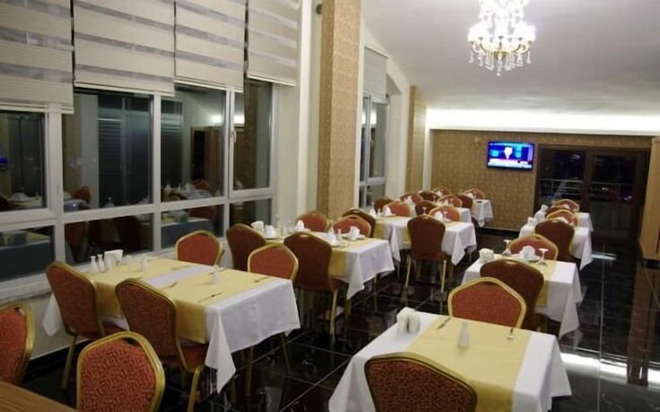 Imagen del bar/restaurante del Hotel Gevher. Foto 5