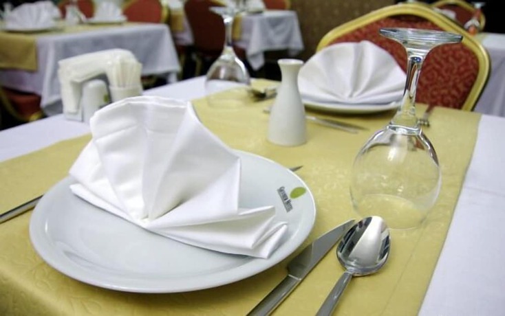 Imagen del bar/restaurante del Hotel Gevher. Foto 6