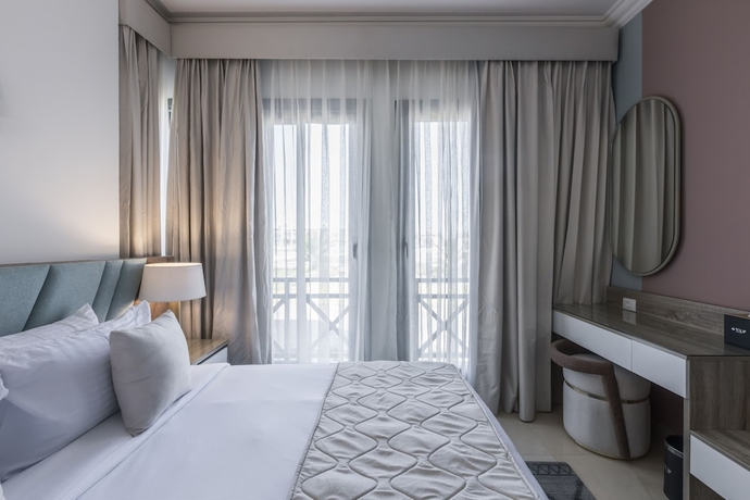 Imagen de la habitación del Hotel Gewan White Beach Resort-New Alamein. Foto 11