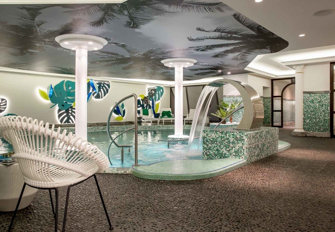 Imagen de la piscina del Hotel Gewandhaus Dresden, Autograph Collection. Foto 16