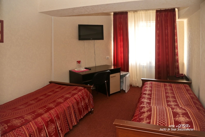 Imagen de la habitación del Hotel Geyzer. Foto 8