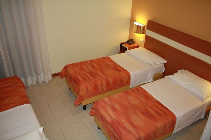 Imagen de la habitación del Hotel Gf. Foto 15