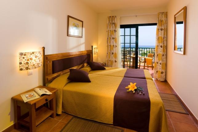 Imagen de la habitación del Hotel Gf Isabel. Foto 3