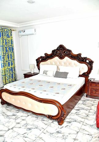 Imagen de la habitación del Hotel Gfac. Foto 18