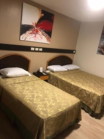 Imagen de la habitación del Hotel Gh Alexander. Foto 13