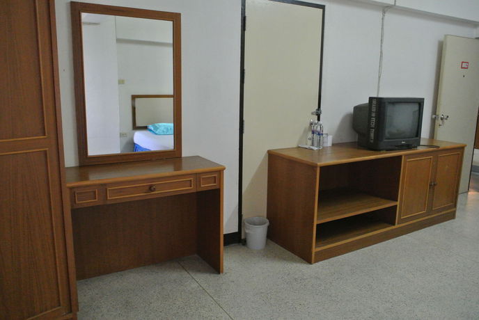 Imagen de la habitación del Hotel Gh Resort. Foto 6