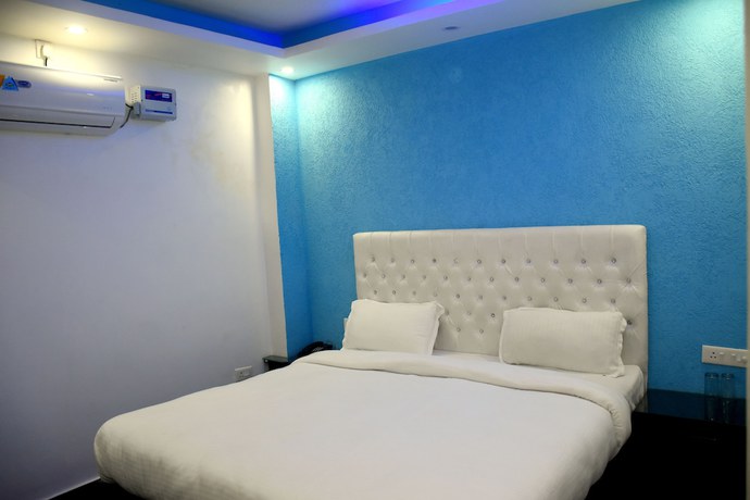 Imagen de la habitación del Hotel Gharonda. Foto 13