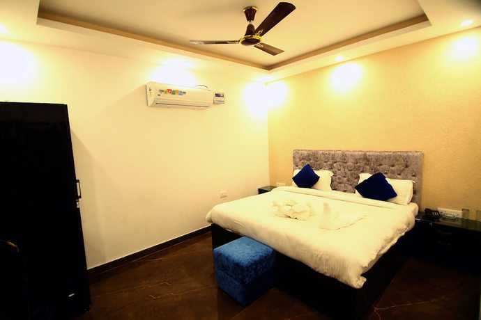 Imagen de la habitación del Hotel Gharonda. Foto 15