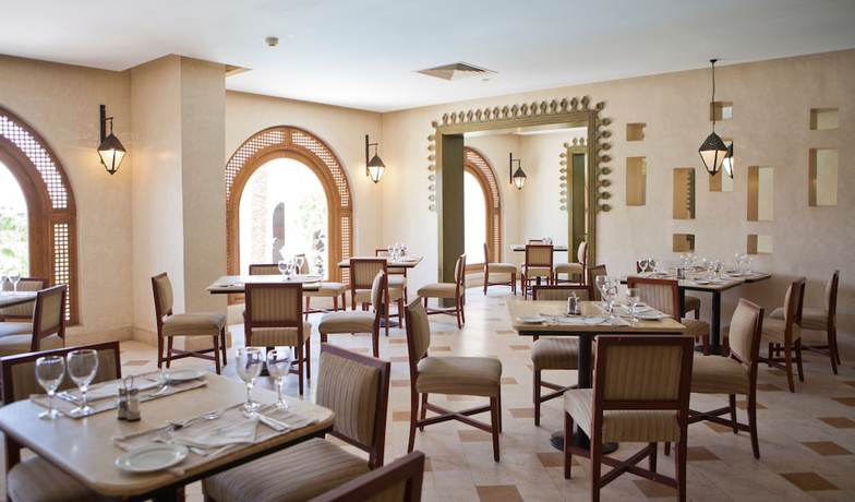 Imagen del bar/restaurante del Hotel Ghazala Gardens. Foto 2