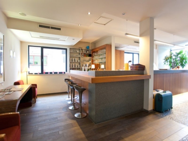 Imagen general del Hotel Ghent River. Foto 6