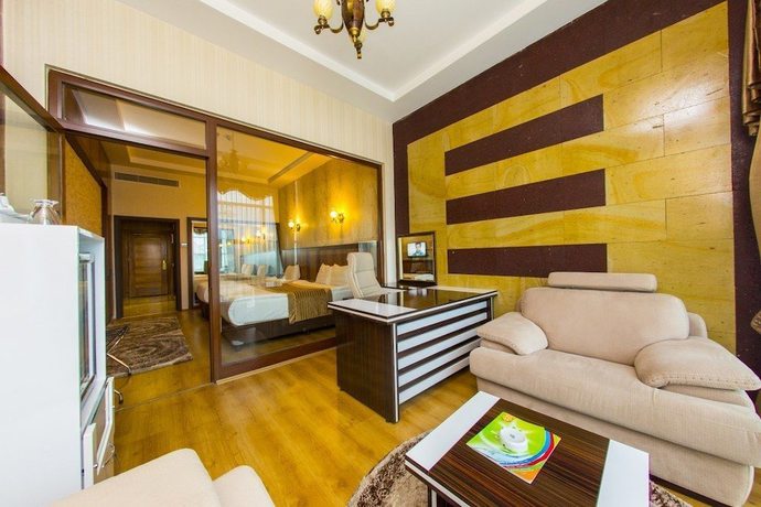 Imagen de la habitación del Hotel Gherdan Park. Foto 4