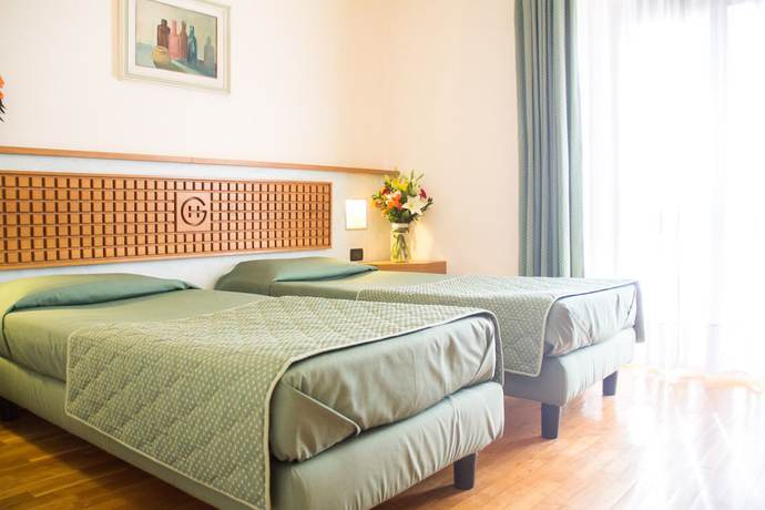 Imagen de la habitación del Hotel Ghibellino. Foto 13