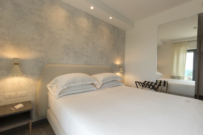 Imagen de la habitación del Hotel Ghibli Boutique Civitanova Marche. Foto 8