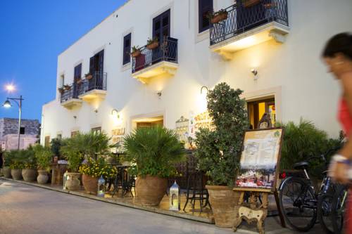 Imagen de la habitación del Hotel Ghibli, San Vito Lo Capo. Foto 2