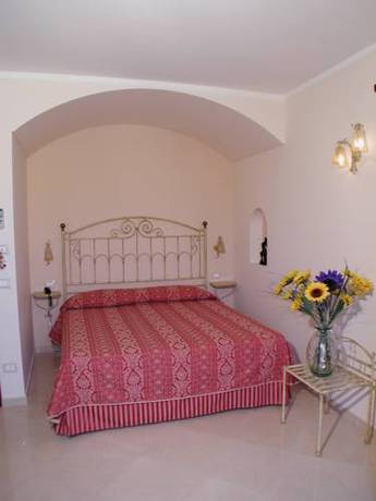 Imagen de la habitación del Hotel Ghibli, San Vito Lo Capo. Foto 16