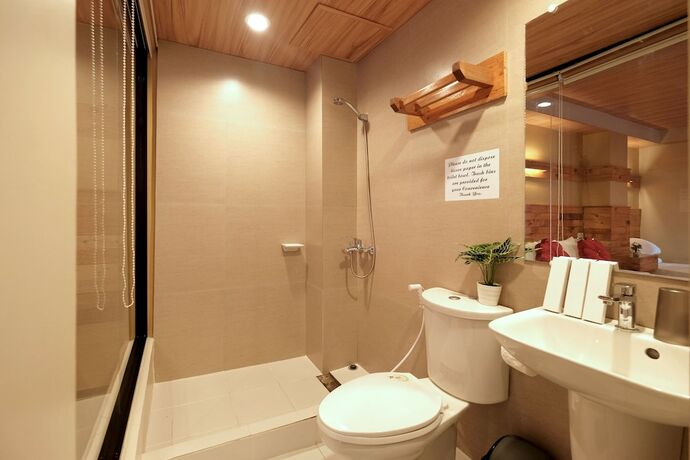 Imagen de la habitación del Hotel Ghiellaniqa Inn. Foto 16