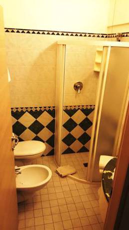 Imagen de la habitación del Hotel Ghirlandina. Foto 5
