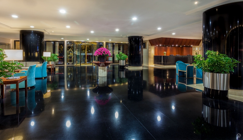 Imagen de los interiores del Hotel Ghl Capital. Foto 14