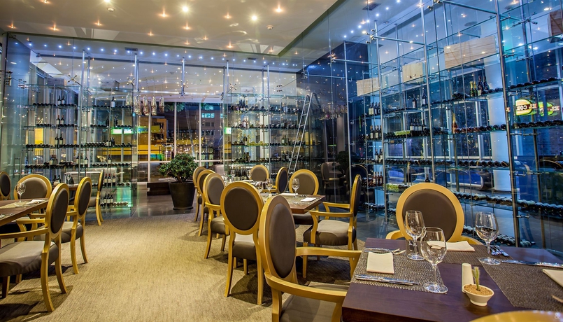 Imagen del bar/restaurante del Hotel Ghl Collection 93. Foto 7