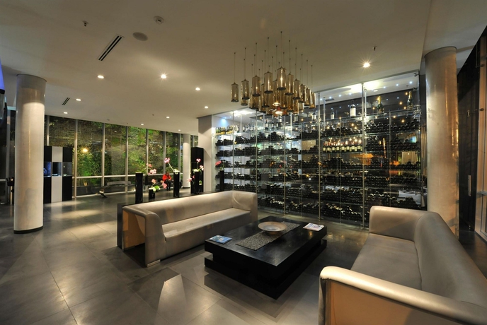 Imagen de los interiores del Hotel Ghl Collection 93. Foto 12