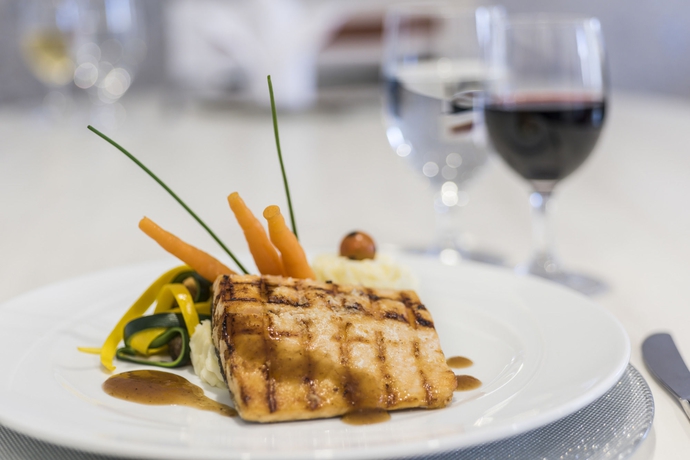 Imagen del bar/restaurante del Hotel Ghl Hamilton. Foto 4