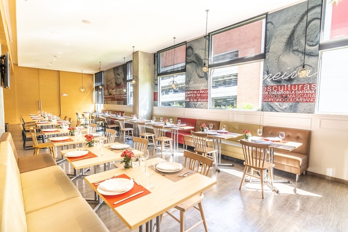 Imagen del bar/restaurante del Hotel Ghl Neiva. Foto 7