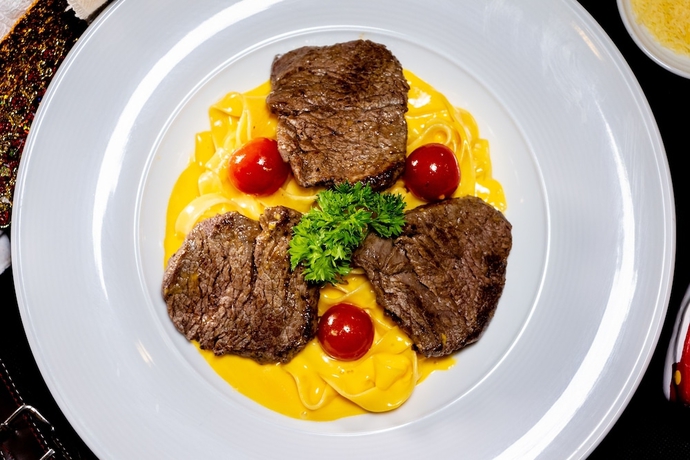 Imagen del bar/restaurante del Hotel Ghl Neiva. Foto 8