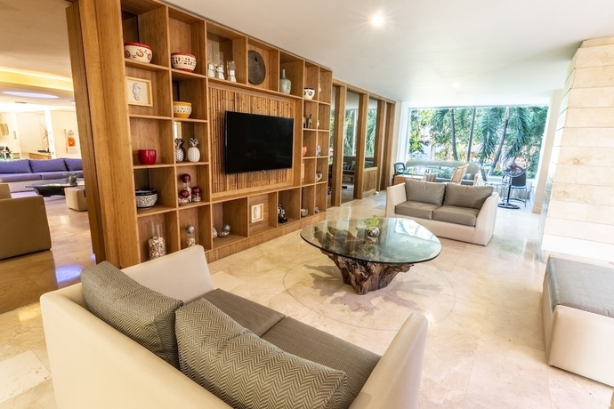 Imagen de los interiores del Hotel Ghl Relax Costa Azul. Foto 19