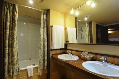 Imagen de la habitación del Hotel Ghm Monachil. Foto 4