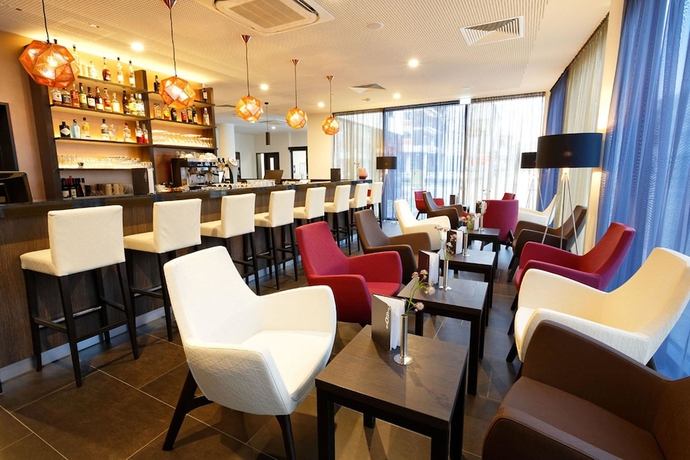 Imagen del bar/restaurante del Hotel Ghotel and Living Essen. Foto 10