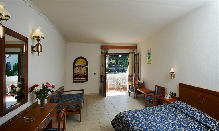 Imagen de la habitación del Hotel Ghotels Macedonian Sun. Foto 3