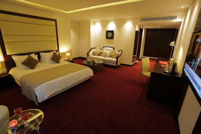 Imagen de la habitación del Hotel Ghs. Foto 3