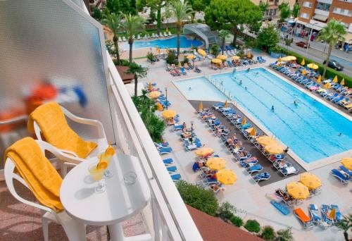 Imagen de la habitación del Hotel Ght Oasis Park & Spa. Foto 11